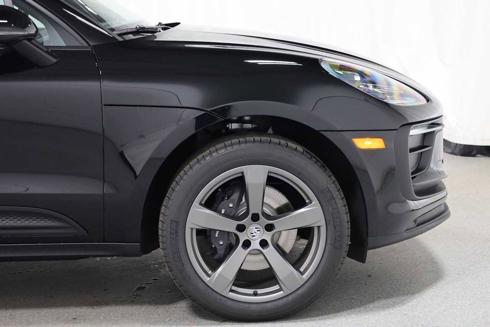 New 2026 Porsche Macan image 11