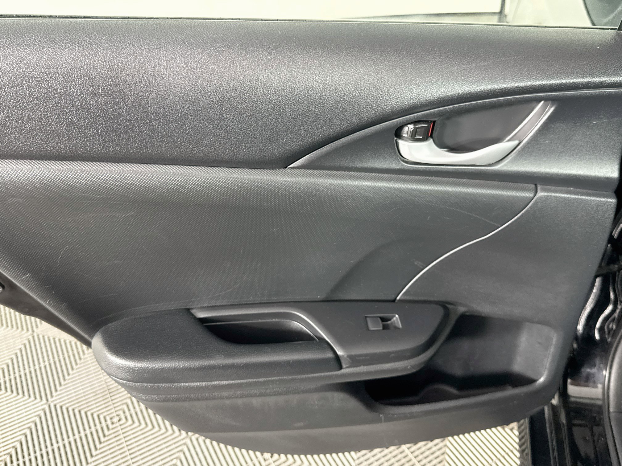 Used 2019 Honda Civic Sport image 24