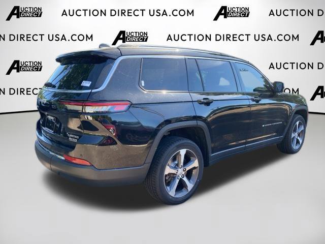 Used 2023 Jeep Grand Cherokee L Limited AWD/4WD image 25