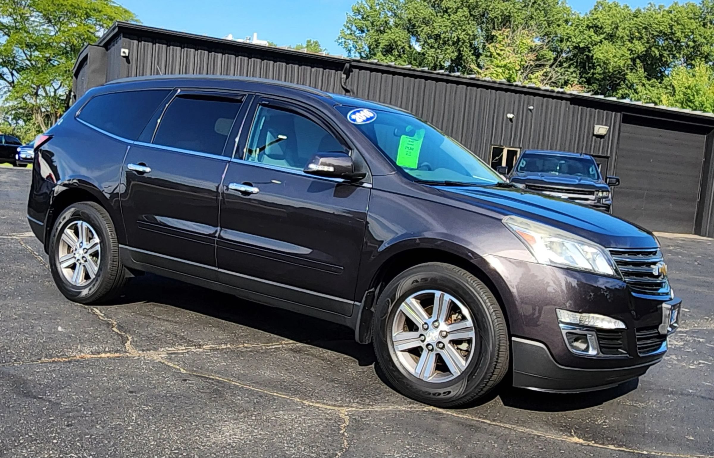 Used 2016 Chevrolet Traverse LT AWD/4WD image 2