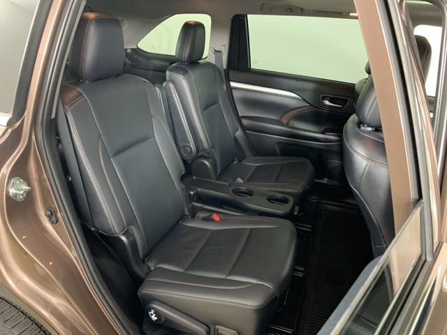 Used 2019 Toyota Highlander XLE w/ Protection Package #3 image 41