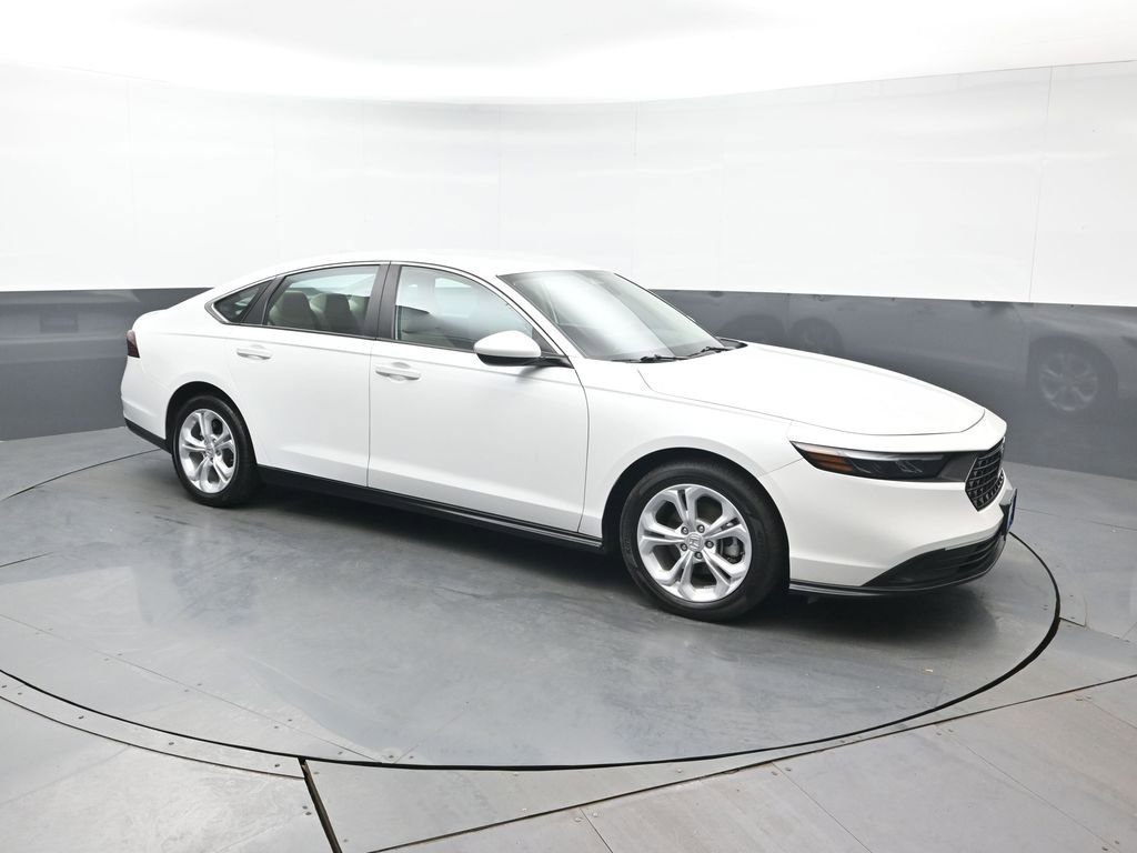 Used 2024 Honda Accord LX image 8