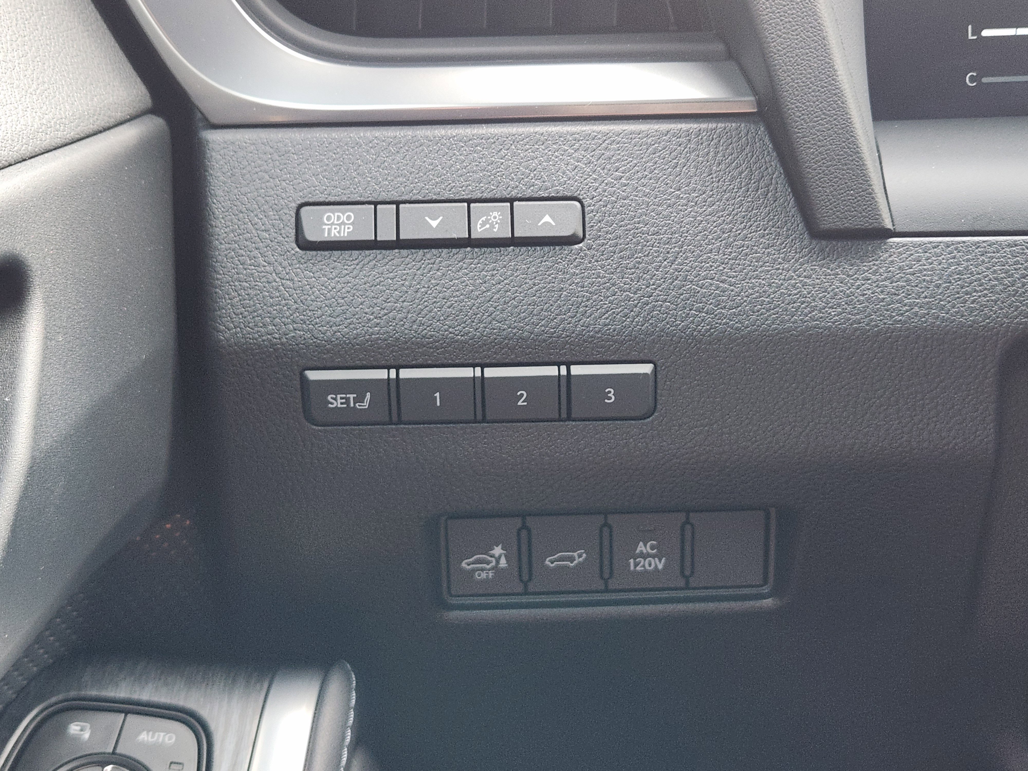 Used 2025 Lexus GX 550 image 27