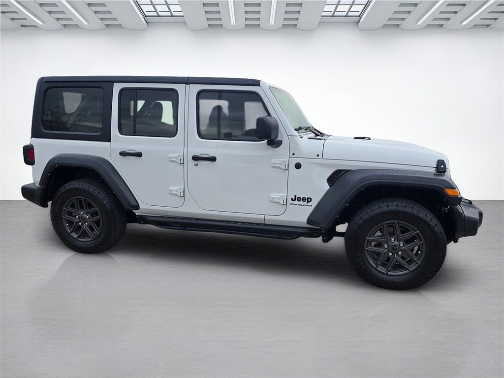 Used 2024 Jeep Wrangler Sport S image 2