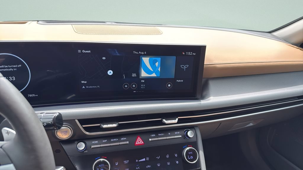Certified 2025 Hyundai Sonata Limited FWD image 14