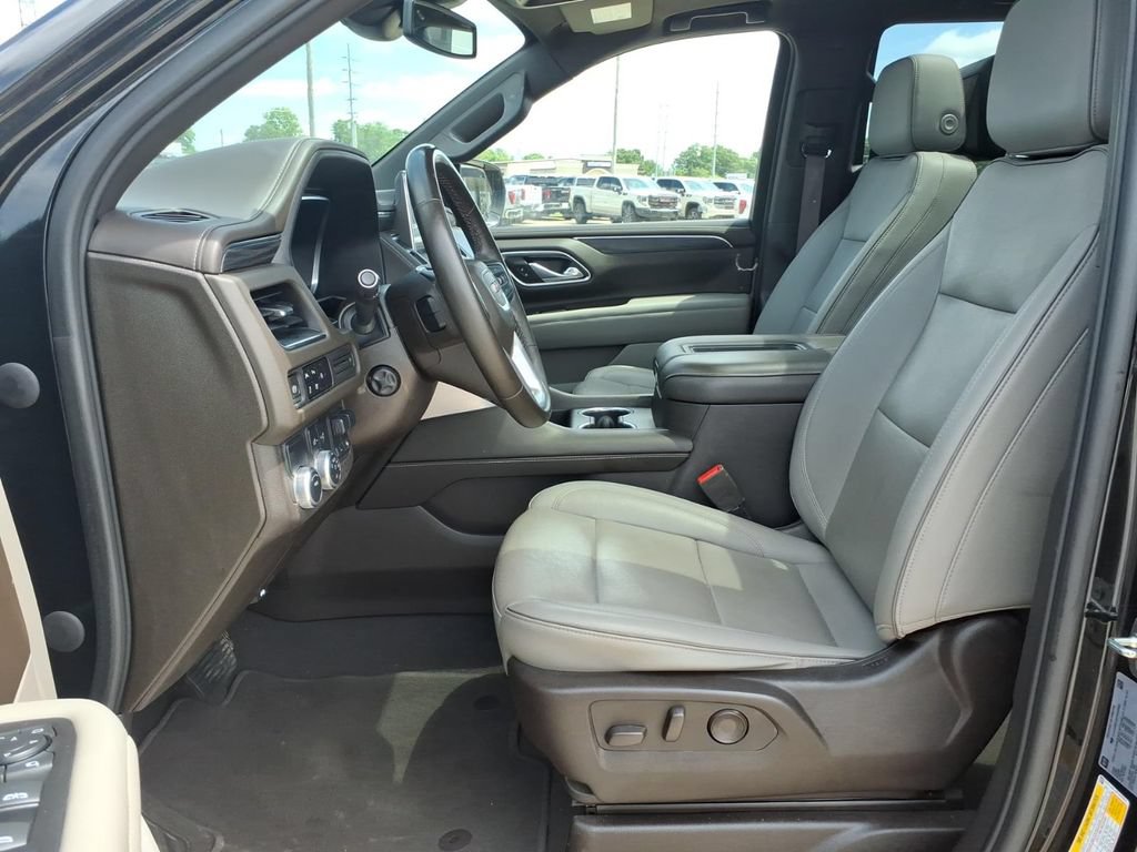 Used 2023 GMC Yukon SLT w/ SLT Premium Package RWD image 15