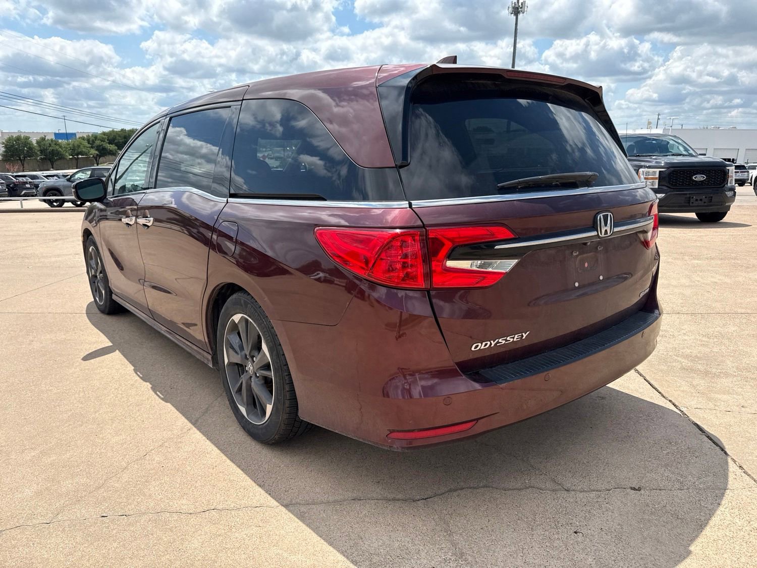 Used 2021 Honda Odyssey Elite image 5