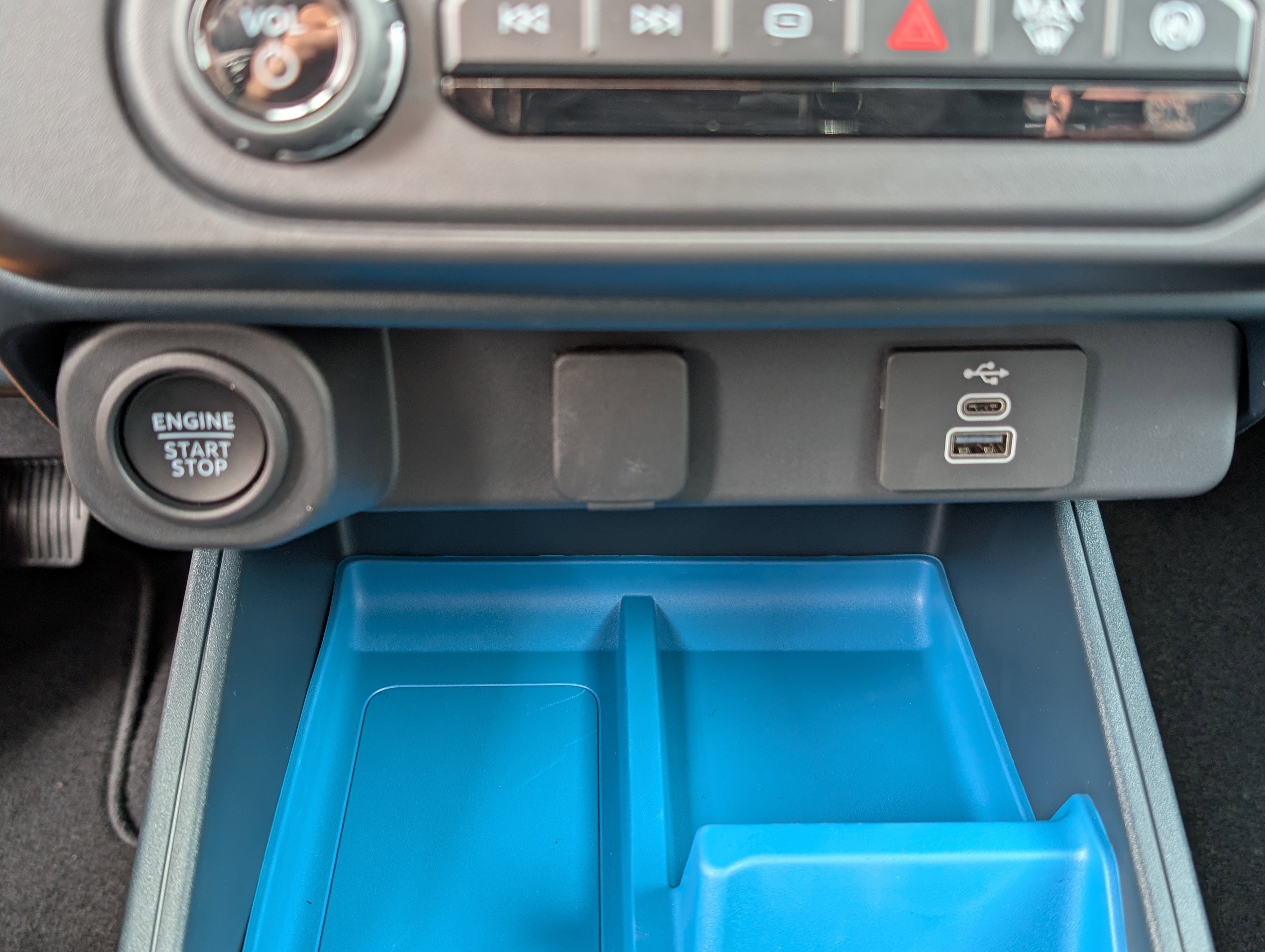 New 2025 Ford Maverick XLT w/ XLT Luxury Package image 23