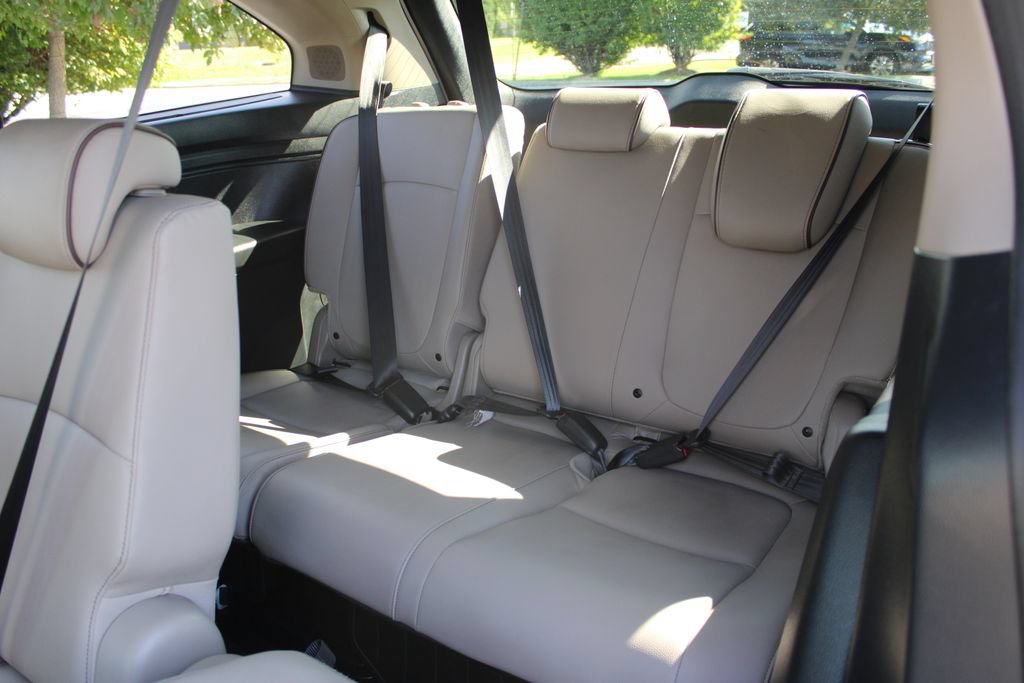 Used 2023 Honda Odyssey Elite image 14