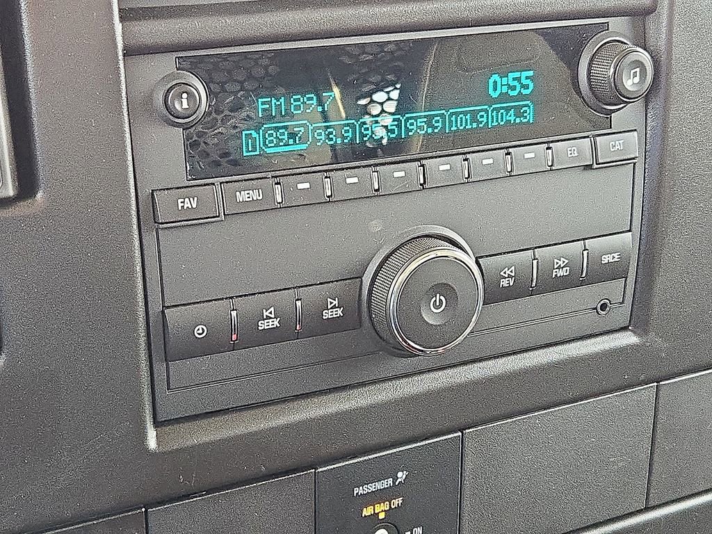 Used 2024 GMC Savana 2500 w/ Driver Convenience Package image 22