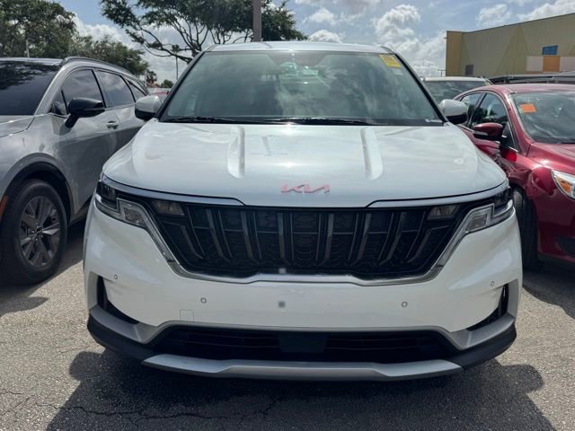 Used 2024 Kia Carnival EX FWD image 10