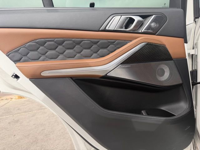 Used 2025 BMW X5 M Competition w/ Executive Package image 23