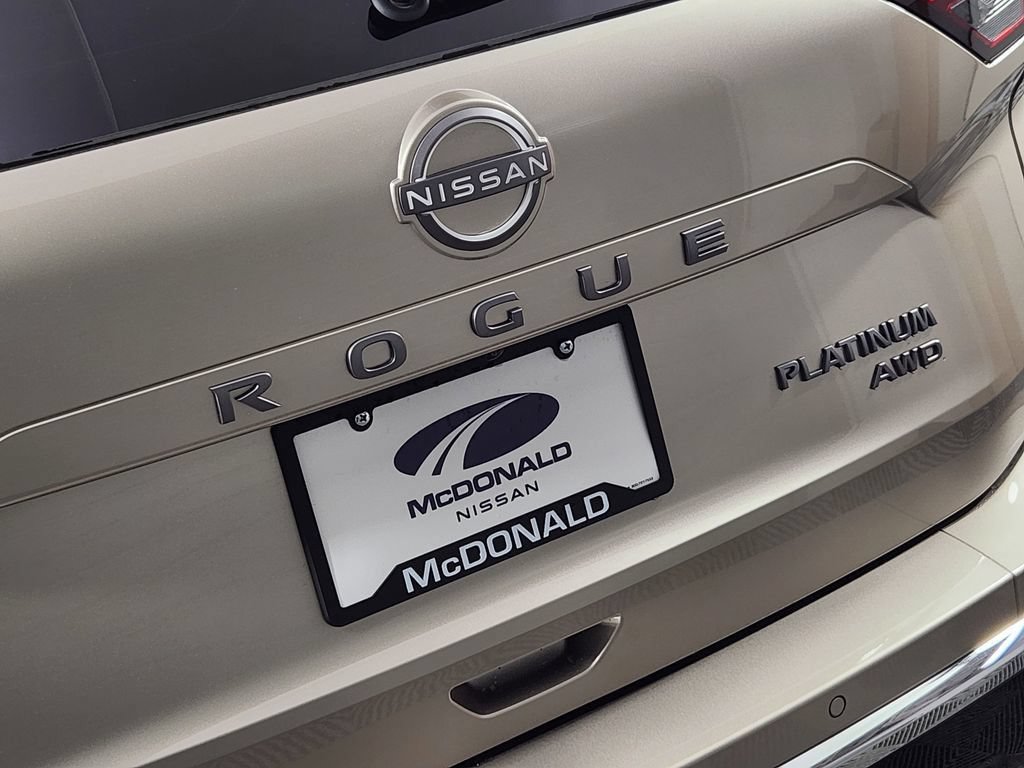 New 2026 Nissan Rogue Platinum w/ Platinum Premium Package AWD/4WD image 8