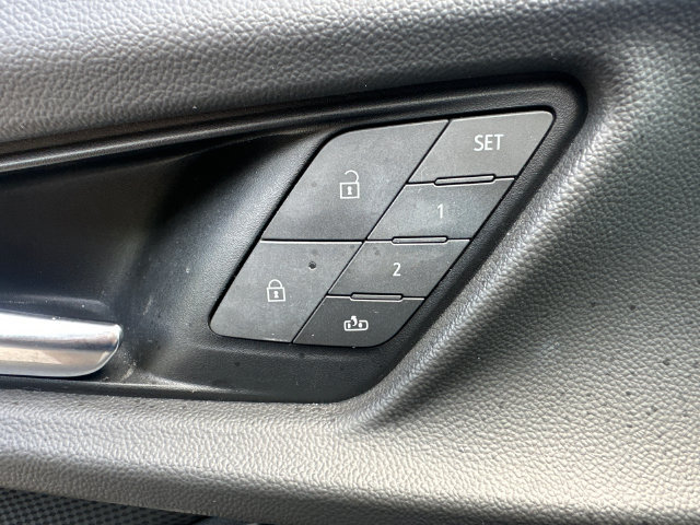 Used 2025 Chevrolet Equinox RS w/ Safety and Technology Package AWD/4WD image 26