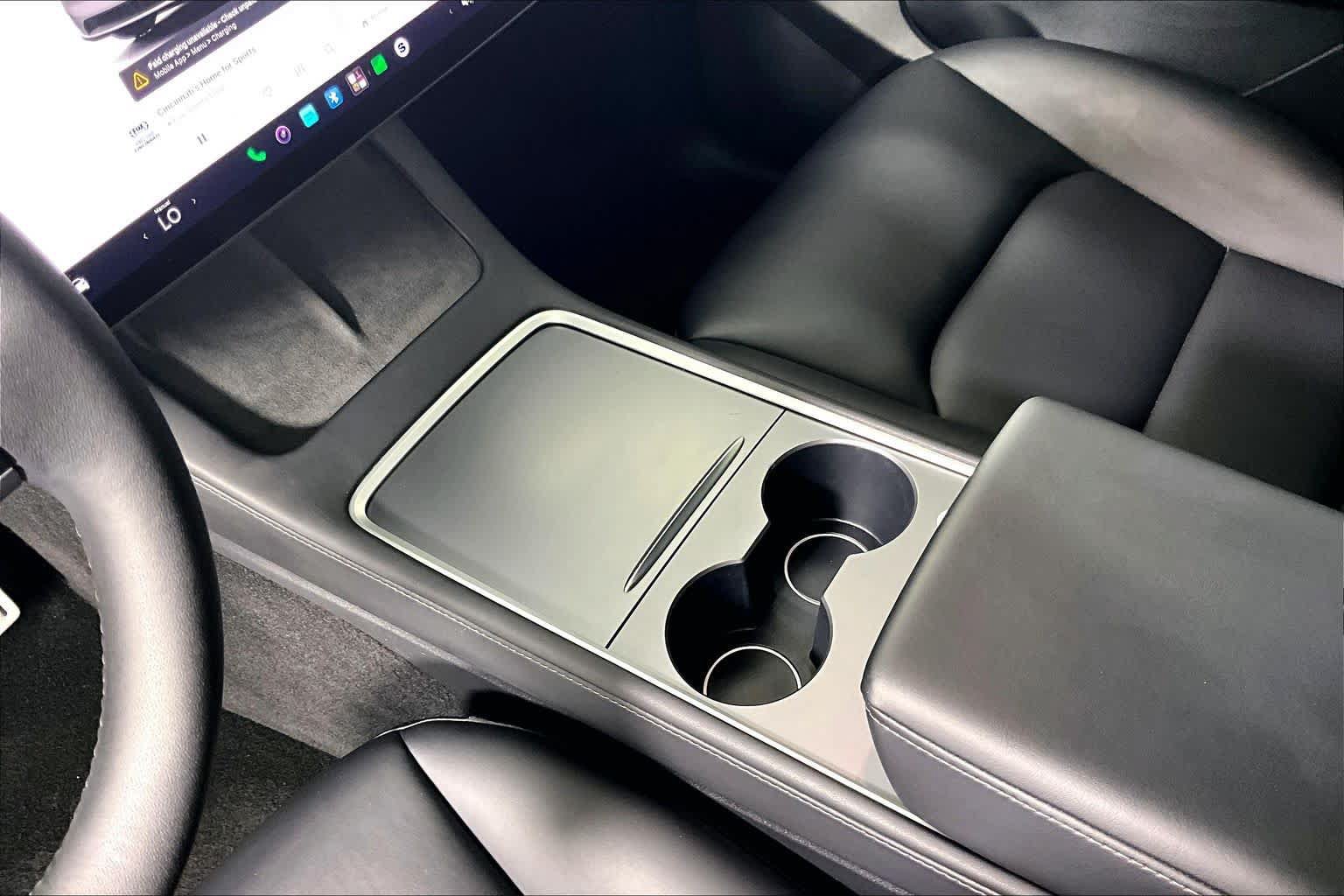 Used 2022 Tesla Model Y Performance AWD/4WD image 15