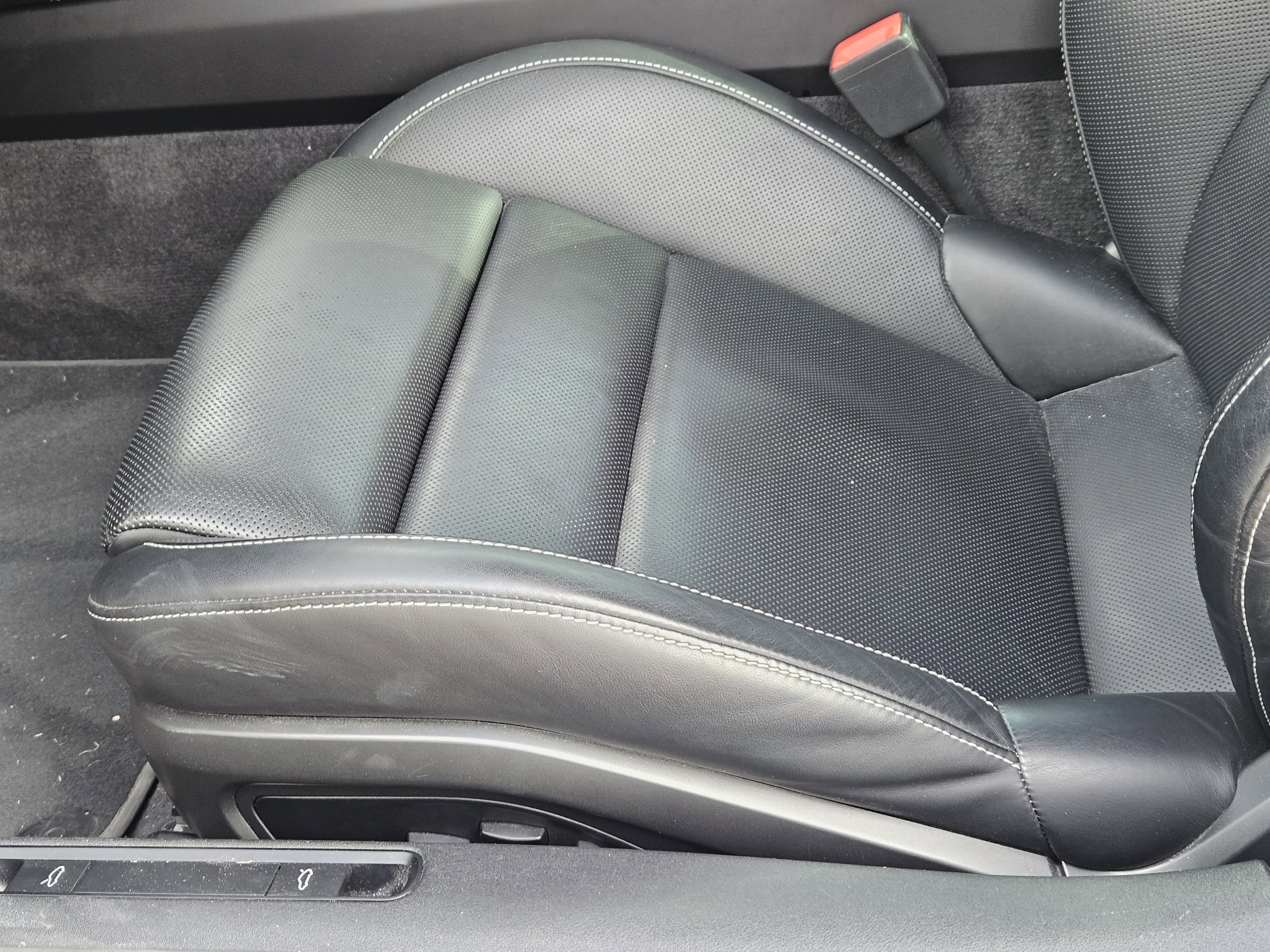 Certified 2020 Porsche 911 Carrera 4S image 23