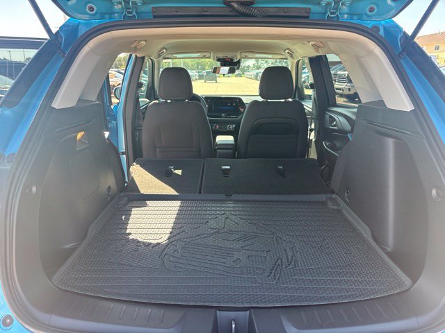 Used 2025 Chevrolet TrailBlazer LT AWD/4WD image 35