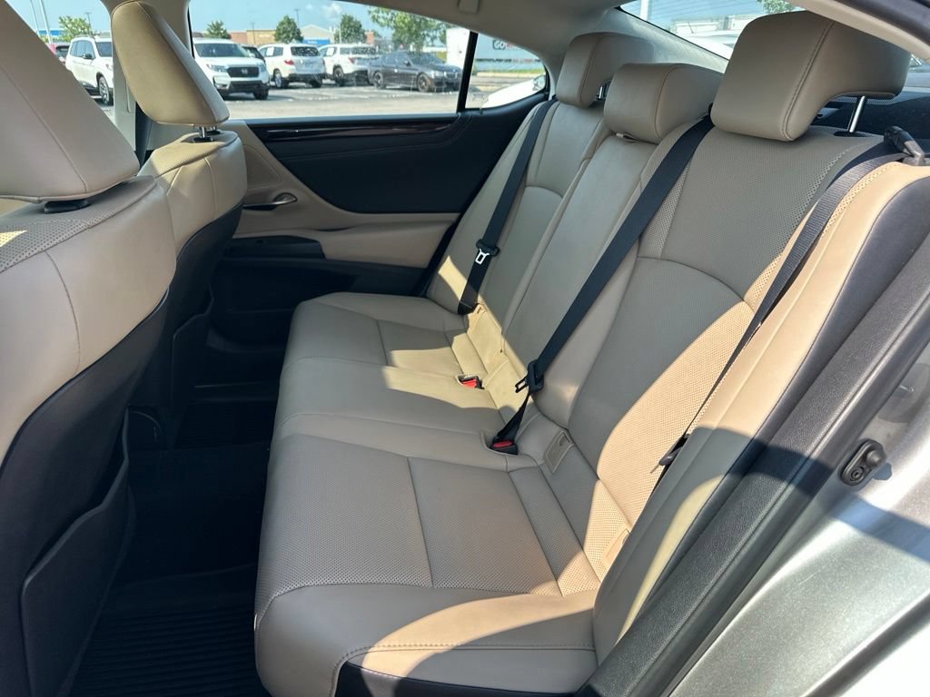 Used 2021 Lexus ES 250 w/ Premium Package AWD/4WD image 14