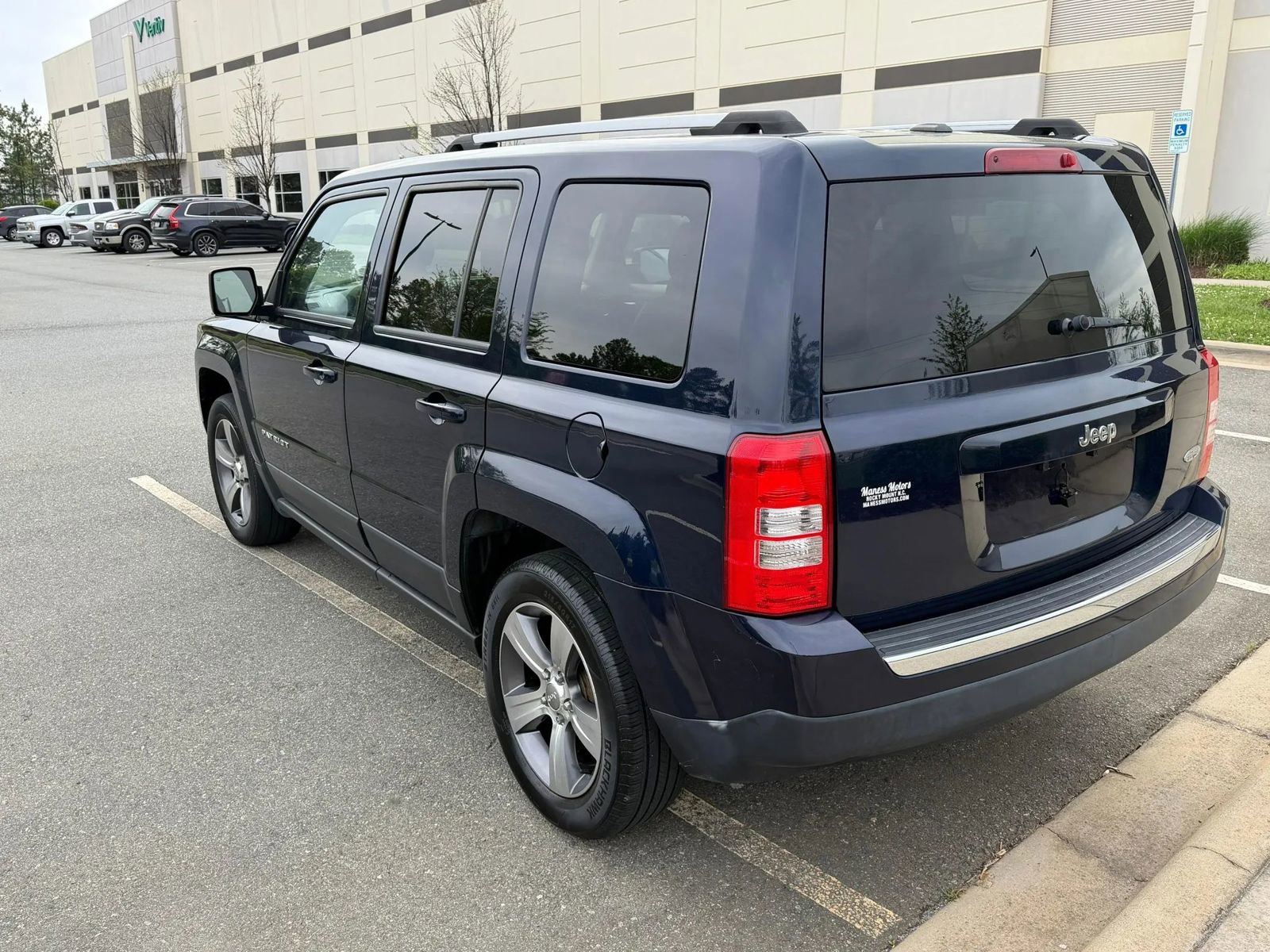 Used 2016 Jeep Patriot High Altitude FWD image 8