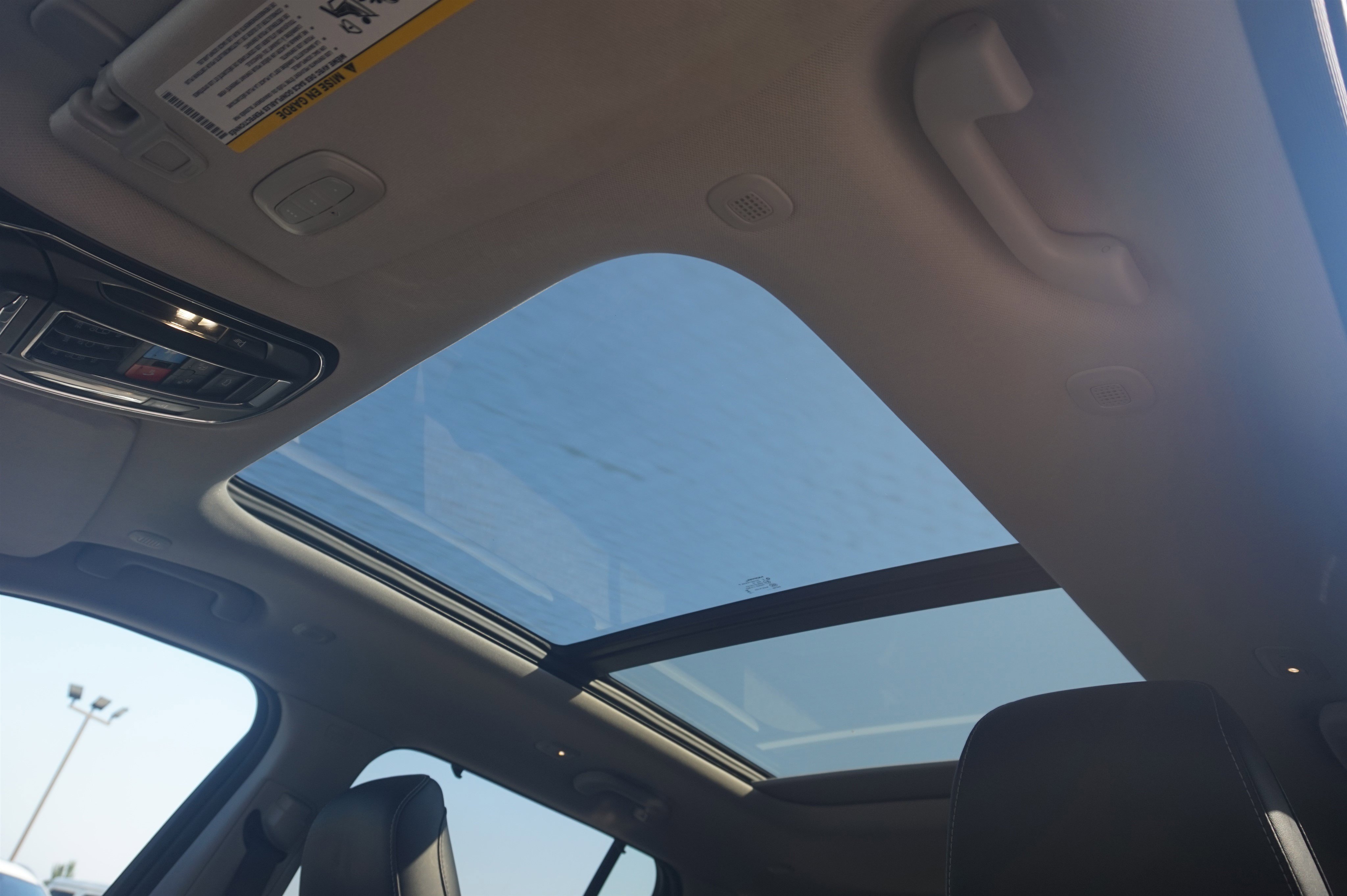 Used 2023 Jeep Grand Cherokee 4WD 4xe w/ Luxury Tech Group II image 15