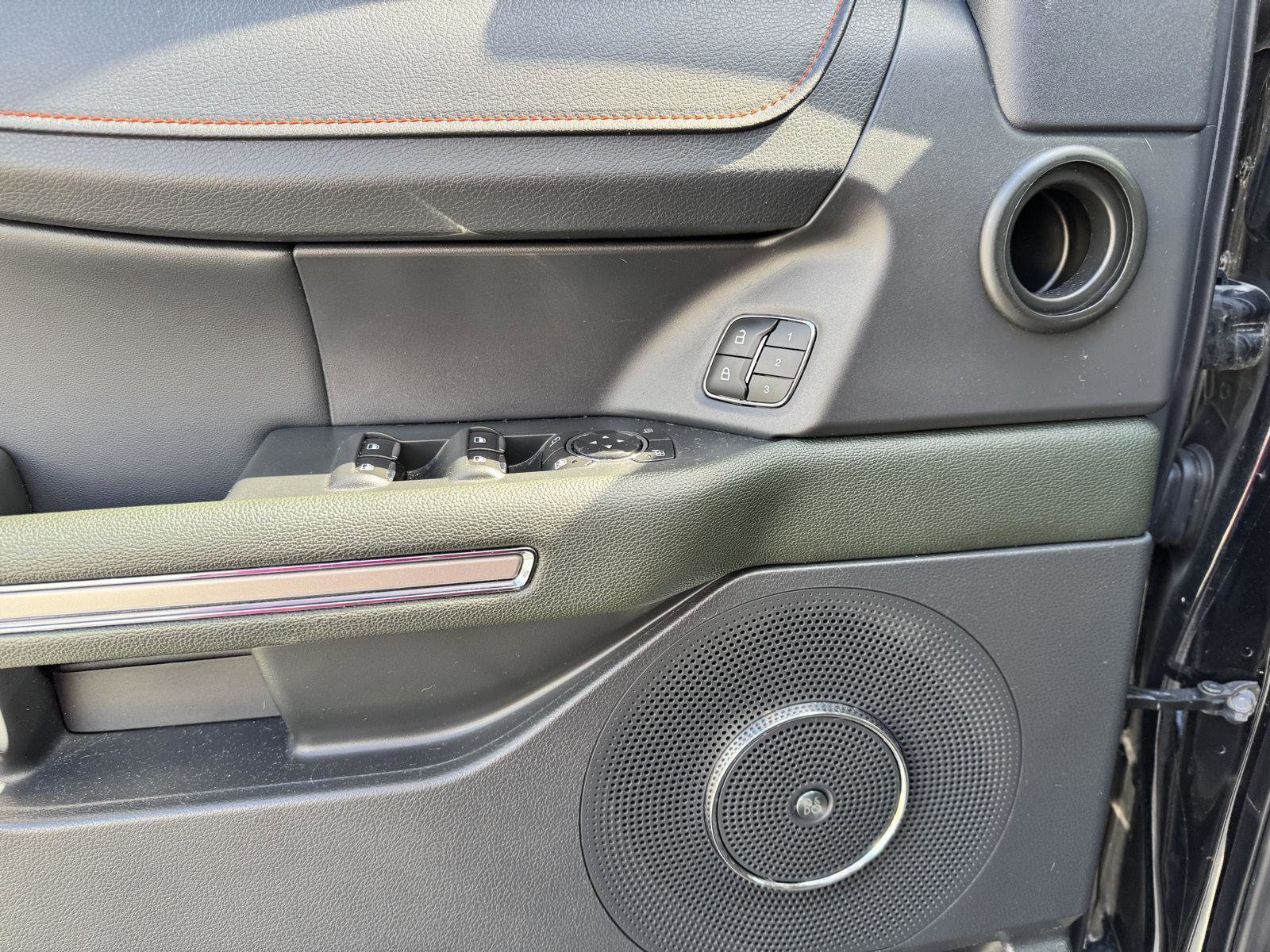 Used 2022 Ford Expedition Timberline image 6