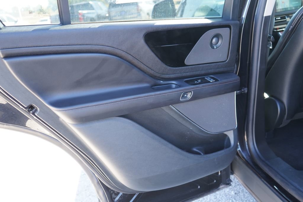 Used 2024 Lincoln Aviator Reserve image 26