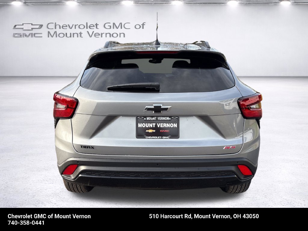 New 2026 Chevrolet Trax RS w/ Driver Confidence Package FWD image 4