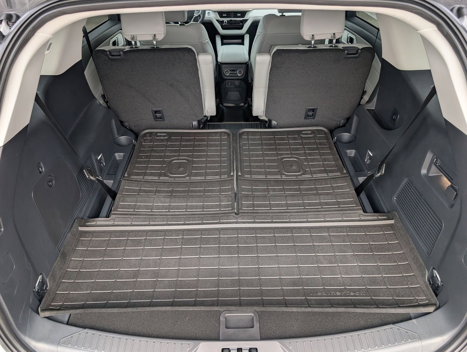 New 2026 Ford Explorer Active w/ Active Comfort Package RWD image 14