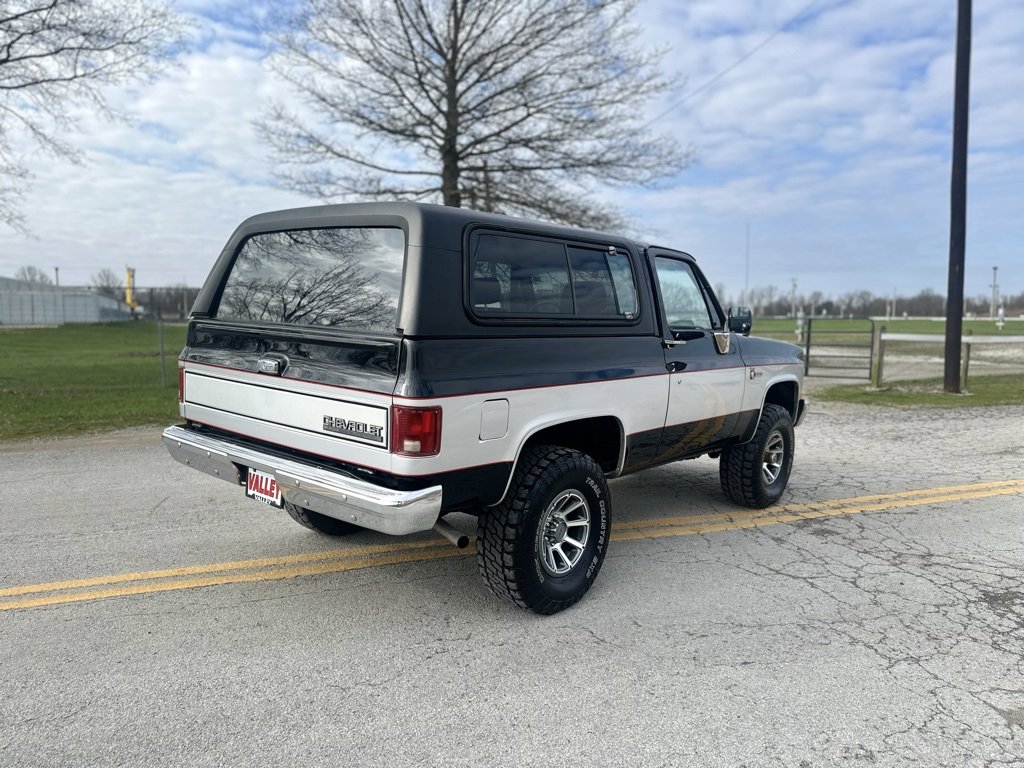 Used 1991 Chevrolet Blazer 4WD image 3