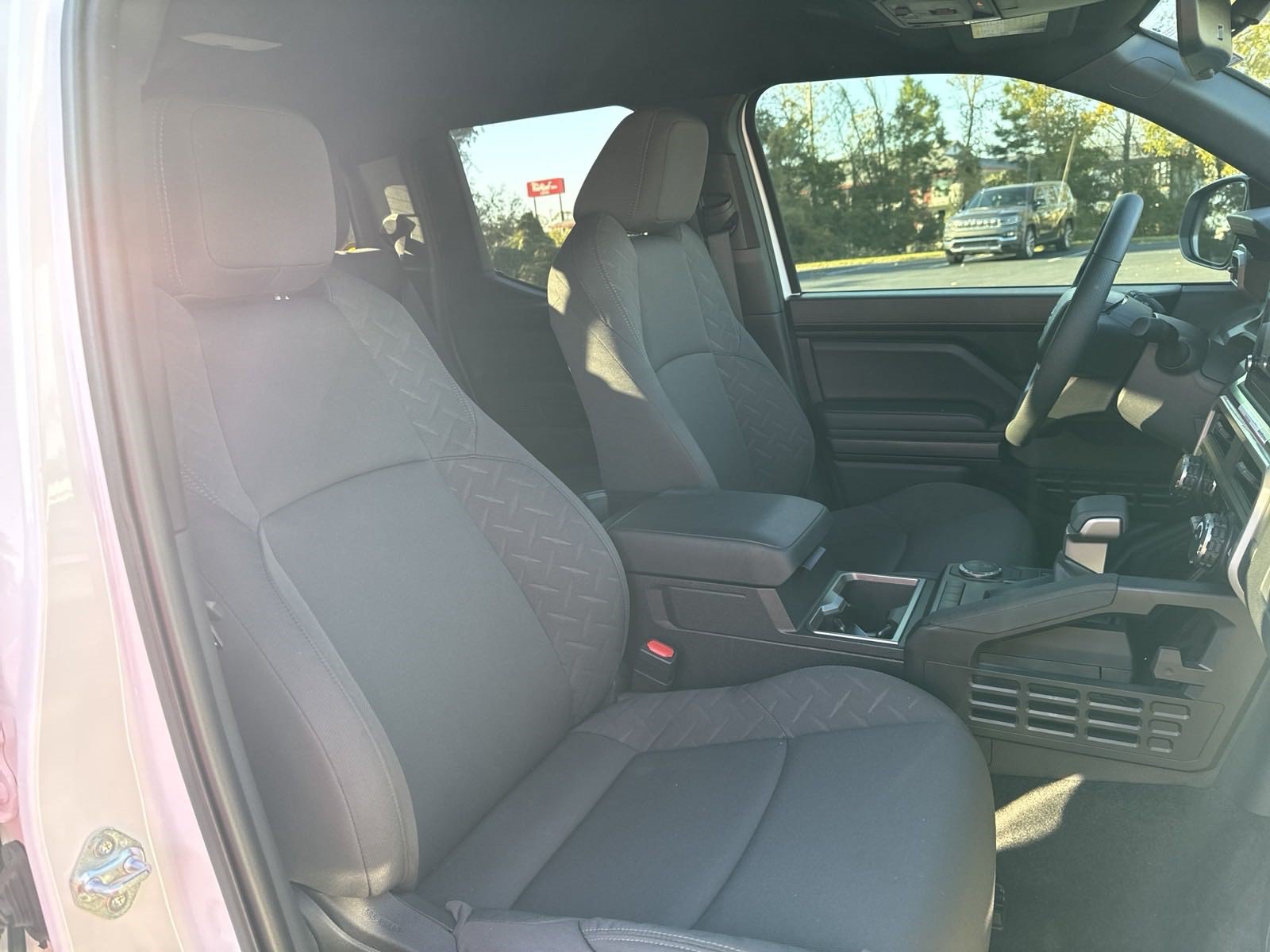 New 2024 Toyota Tacoma SR5 RWD image 32