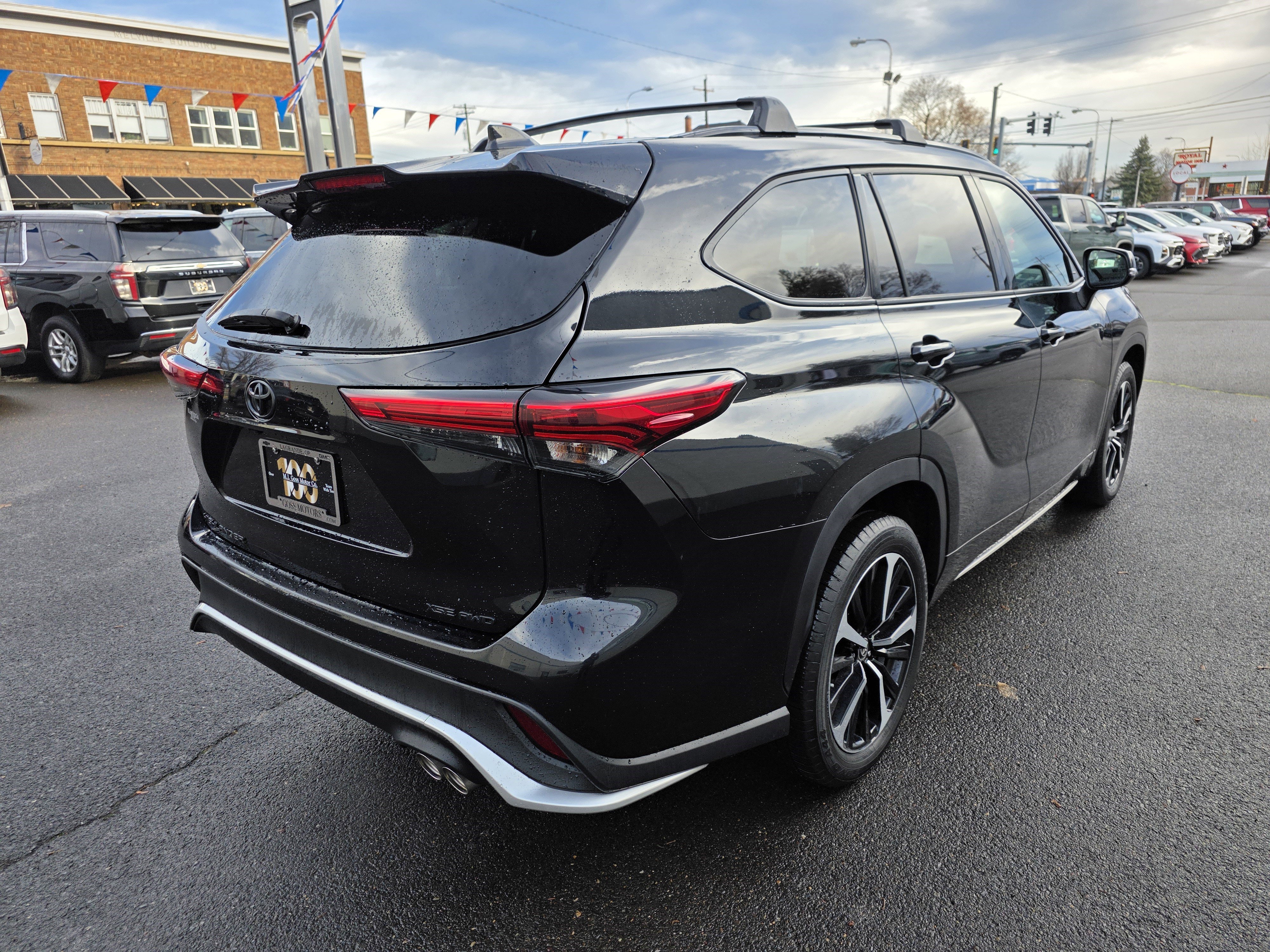 Used 2021 Toyota Highlander XSE image 8