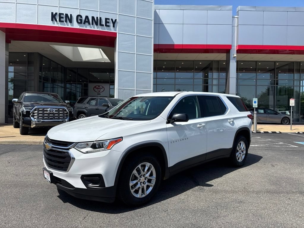 Used 2018 Chevrolet Traverse LS FWD image 1