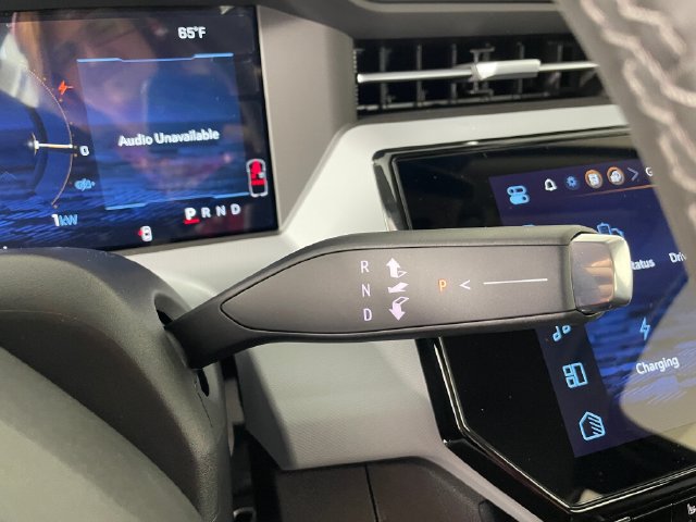 New 2027 Chevrolet Bolt LT w/ Comfort Package FWD image 8