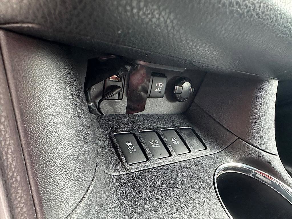 Certified 2018 Toyota Highlander LE image 25