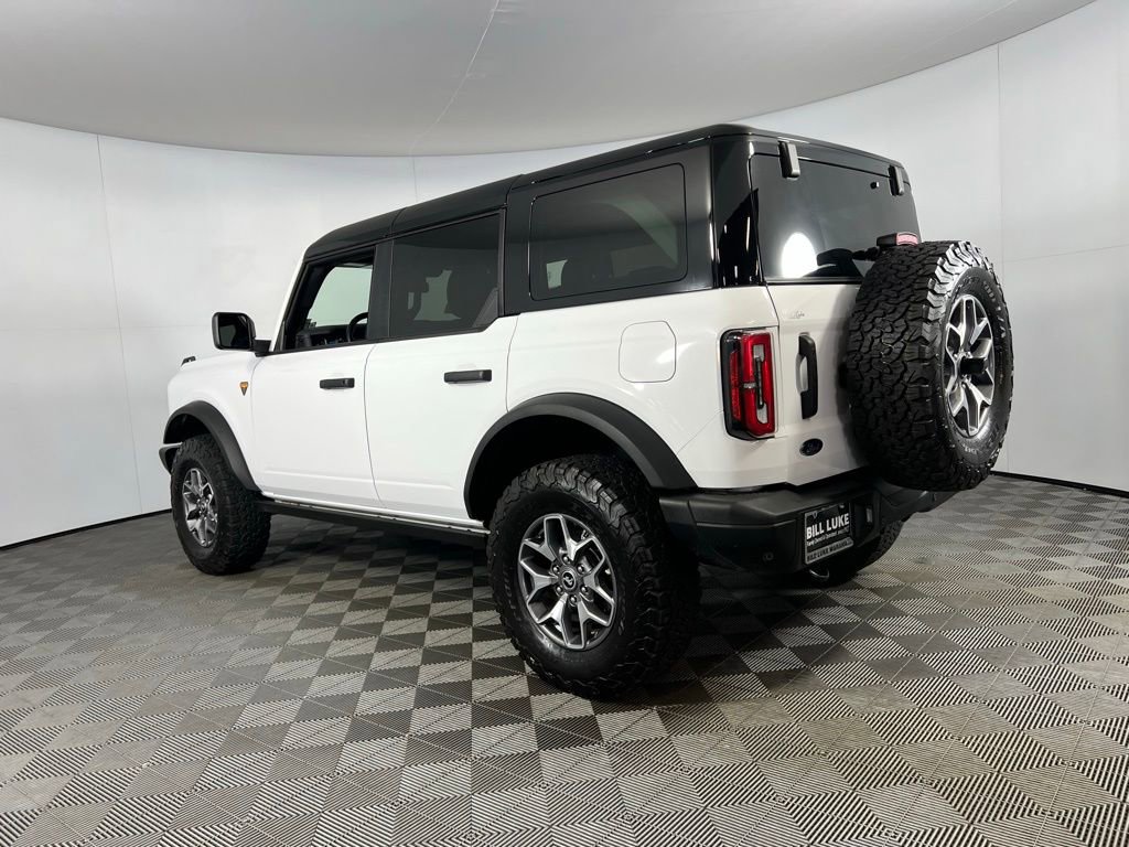 Used 2025 Ford Bronco Badlands image 10
