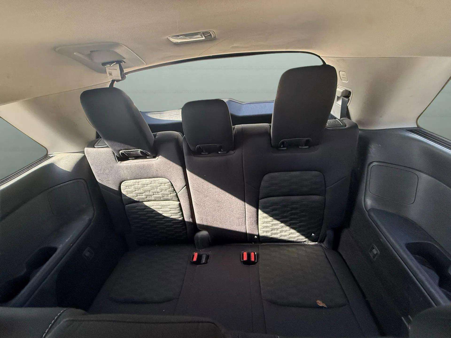 Used 2024 Nissan Pathfinder SV image 31