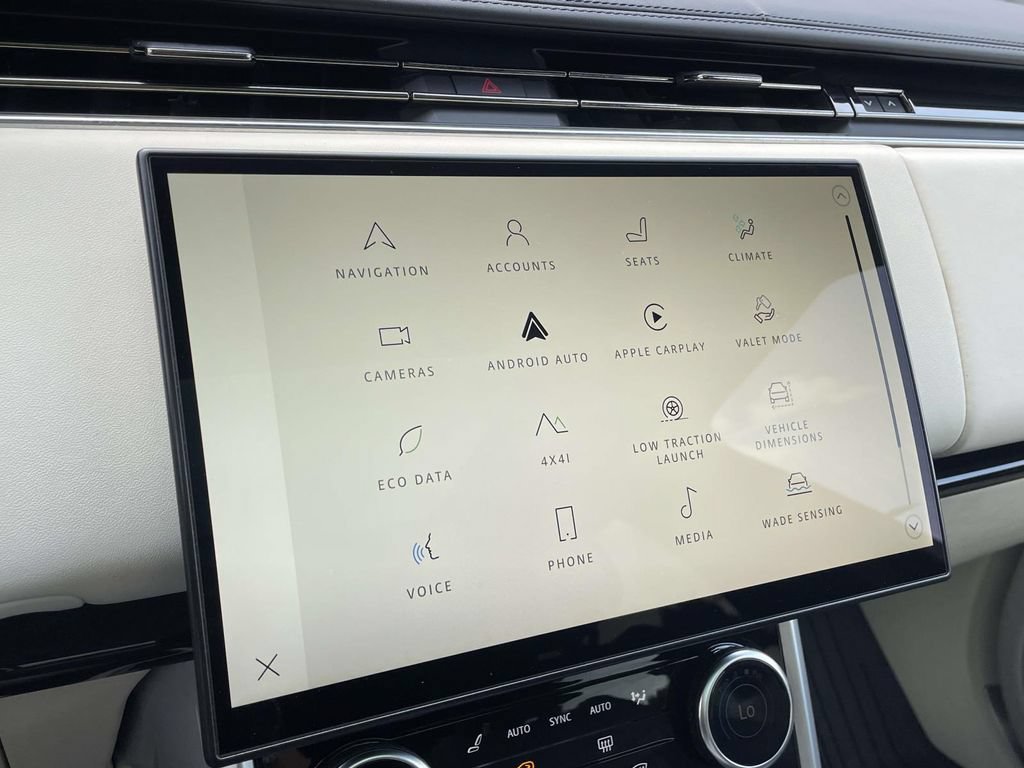 Certified 2023 Land Rover Range Rover SE AWD/4WD image 26
