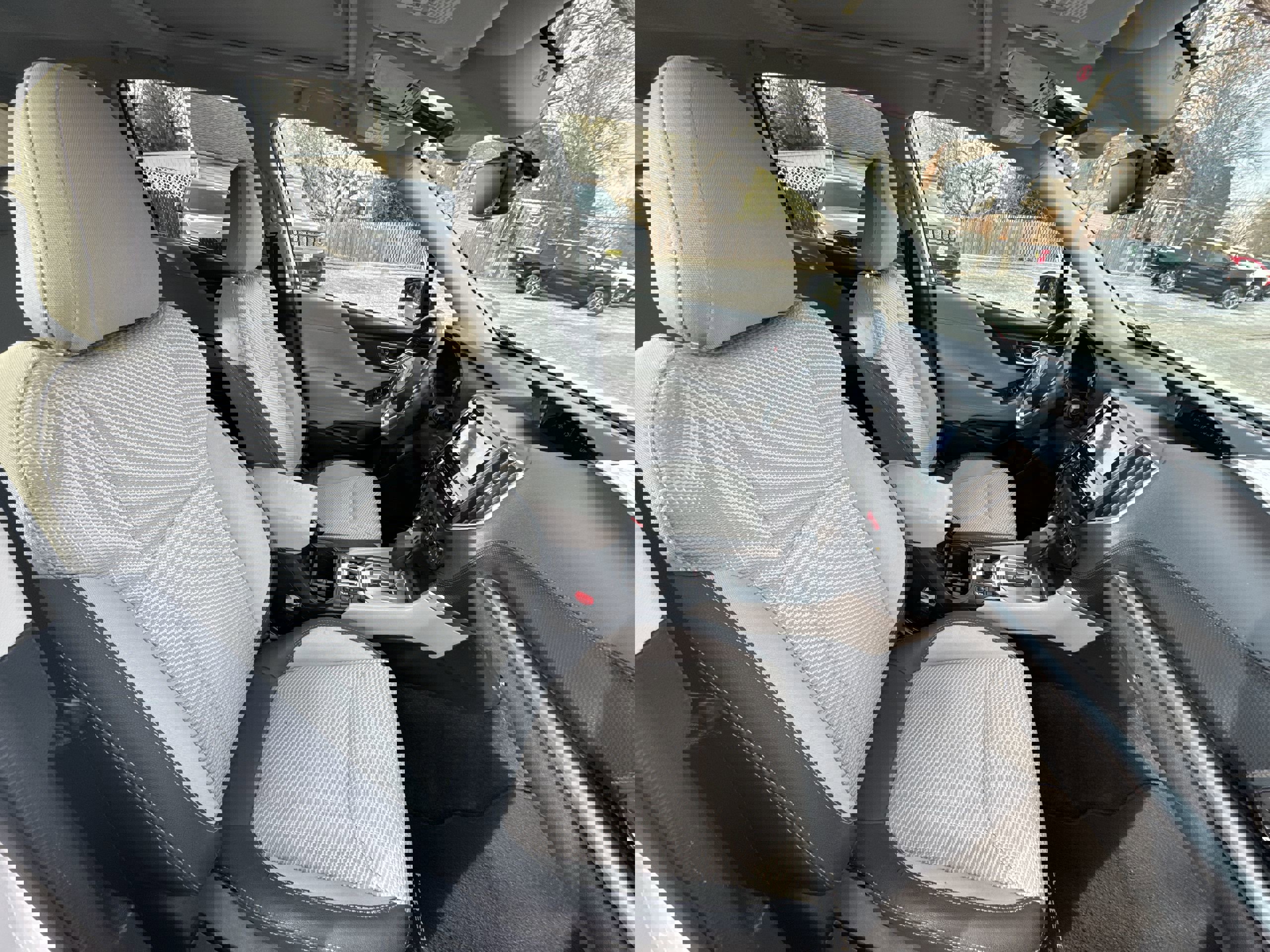 Used 2019 Subaru Forester Premium w/ All-Weather Package image 29