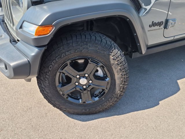 Used 2023 Jeep Wrangler Sport AWD/4WD image 10