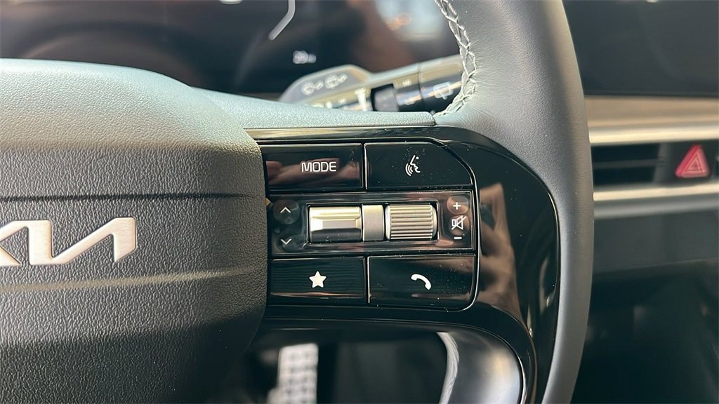 New 2026 Kia Sorento SX image 9