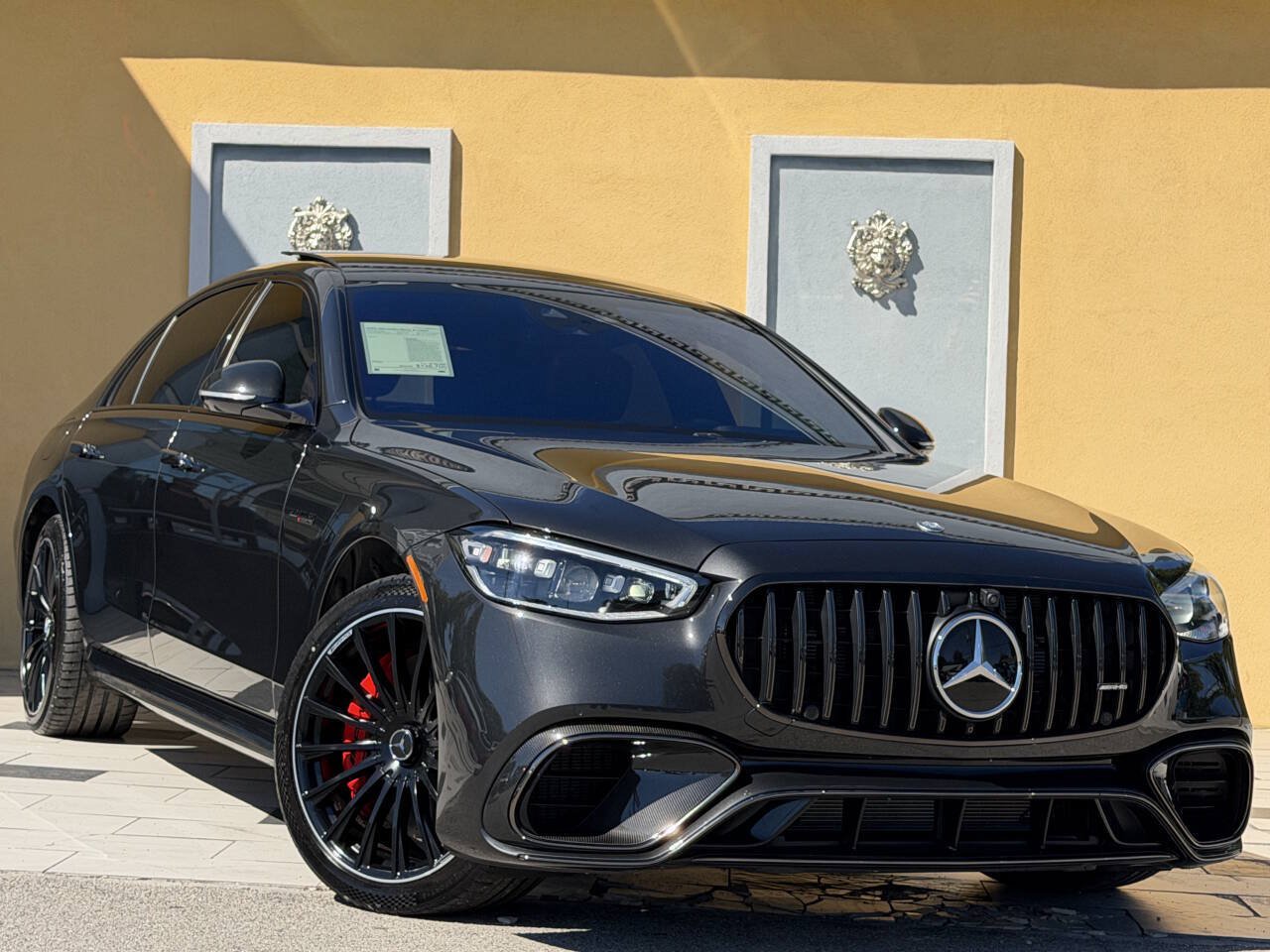Used 2025 Mercedes-Benz S 63 AMG S image 1
