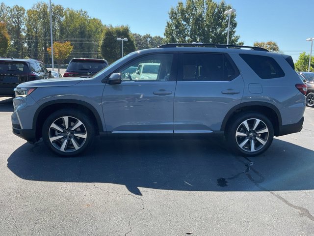 Used 2024 Honda Pilot Touring image 15