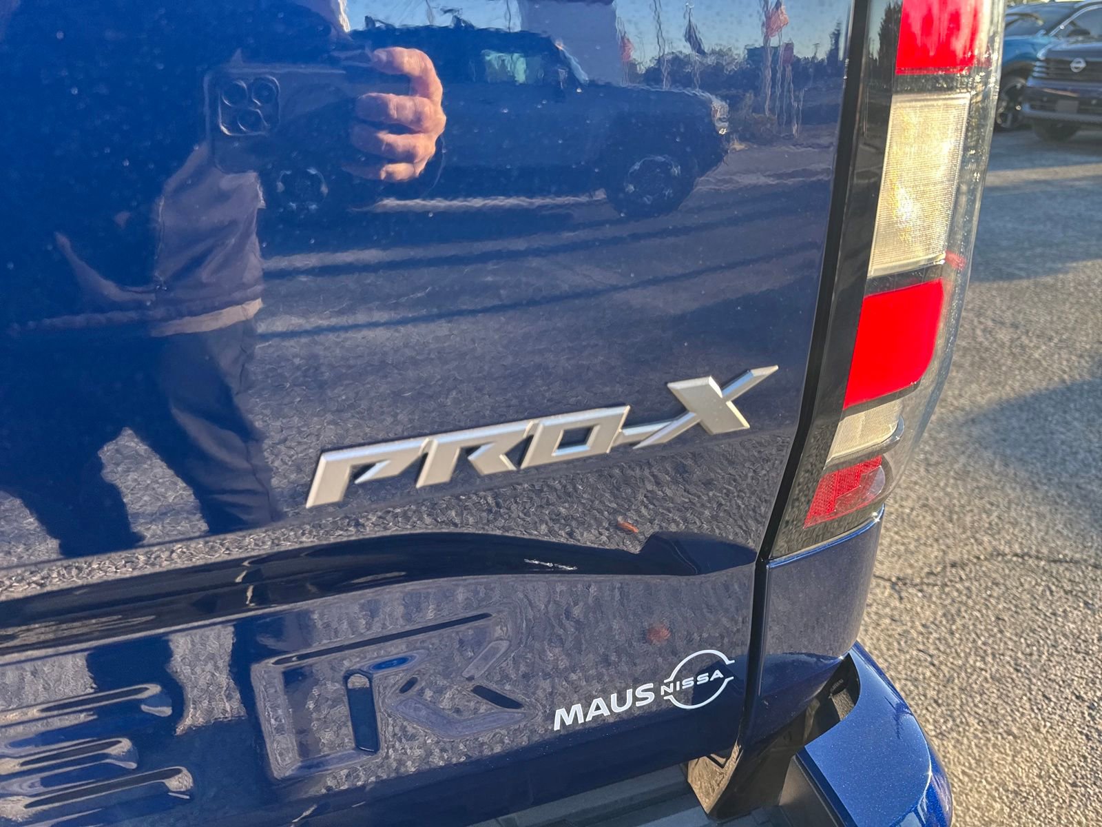 Certified 2023 Nissan Frontier Pro-X w/ Technology Package image 7