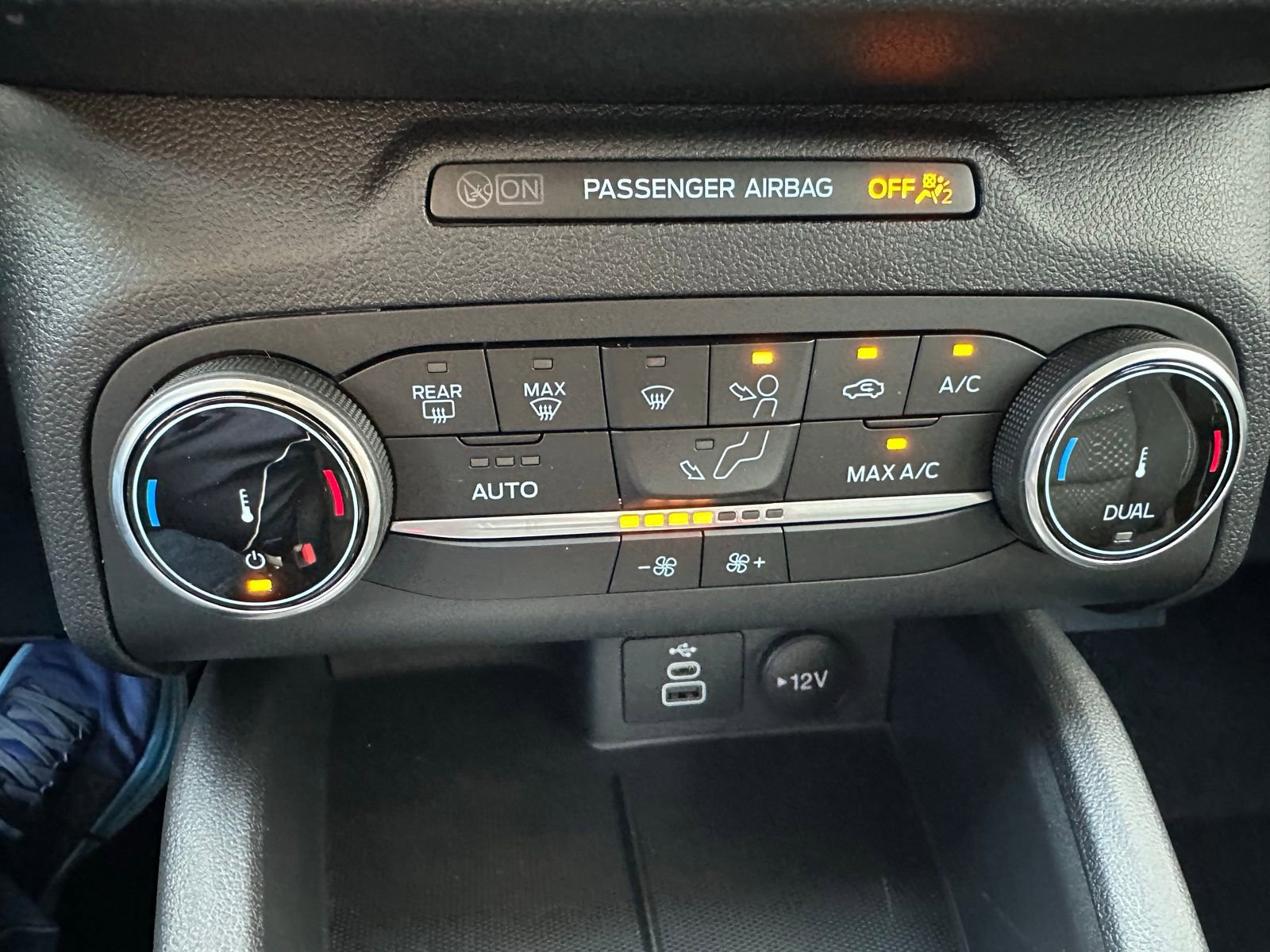 Used 2025 Ford Escape Active image 15