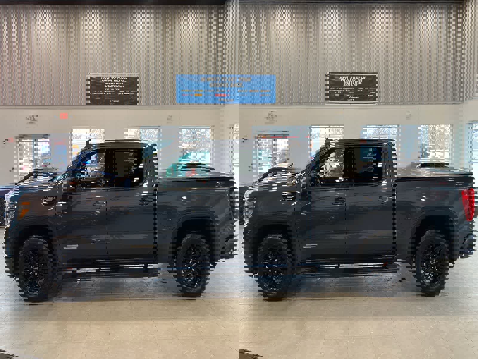 Used 2021 GMC Sierra 1500 Elevation image 8