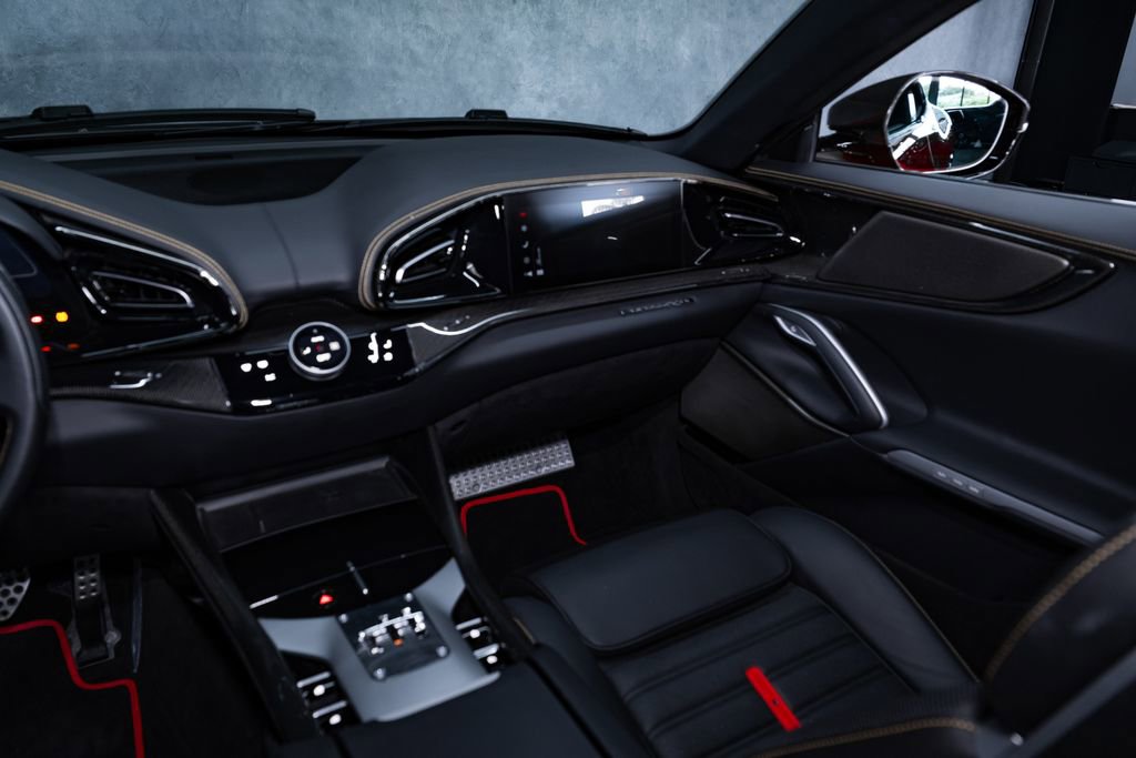 Used 2023 Ferrari Purosangue AWD/4WD image 53