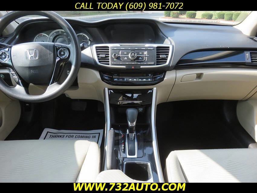 Used 2017 Honda Accord LX image 17
