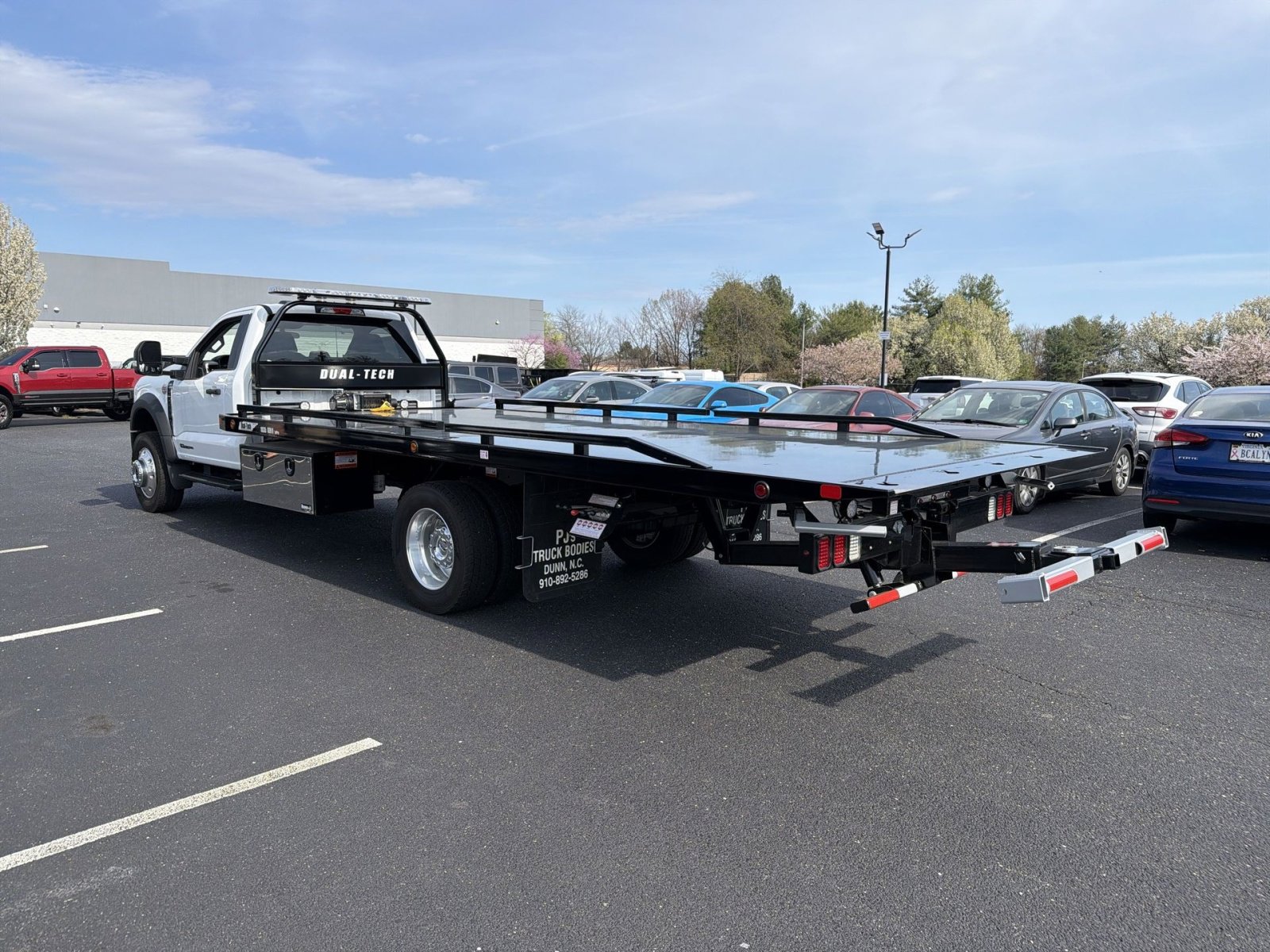 New 2025 Ford F600 4x4 Regular Cab Super Duty w/ XLT Value Package image 4