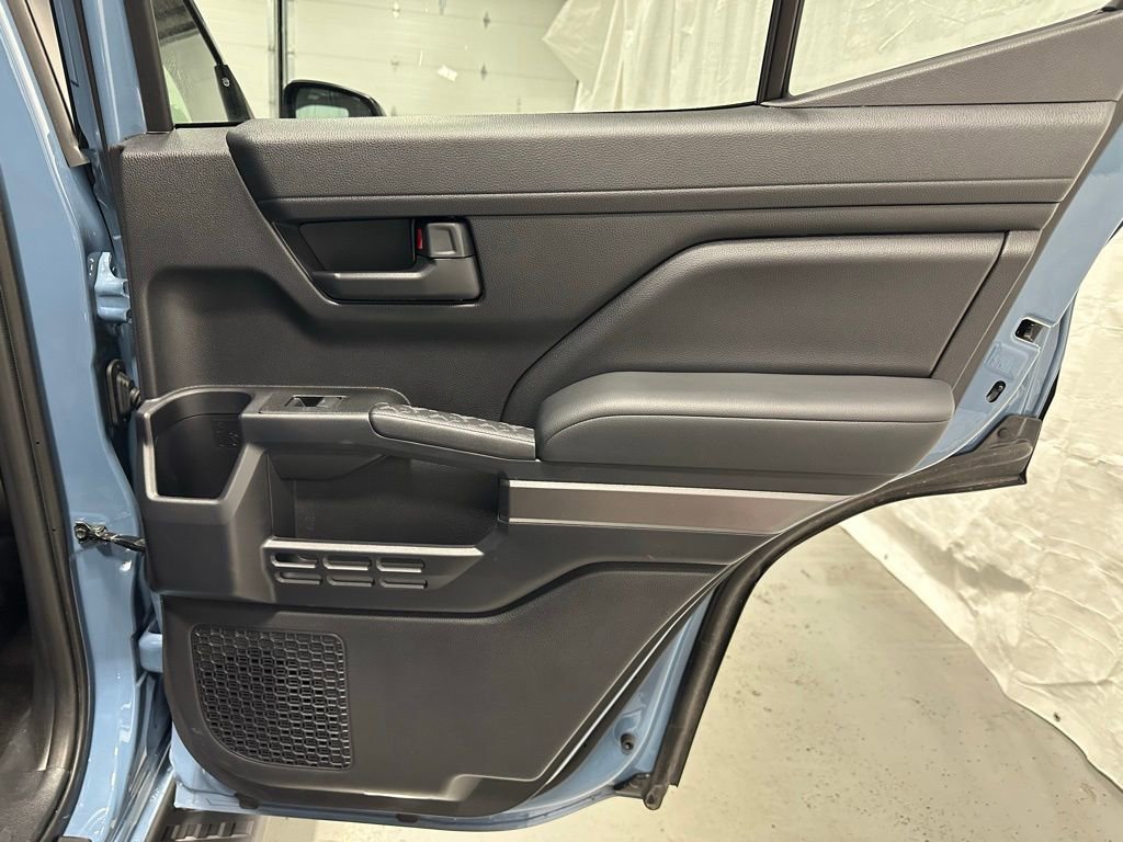 Used 2025 Toyota 4Runner SR5 image 49