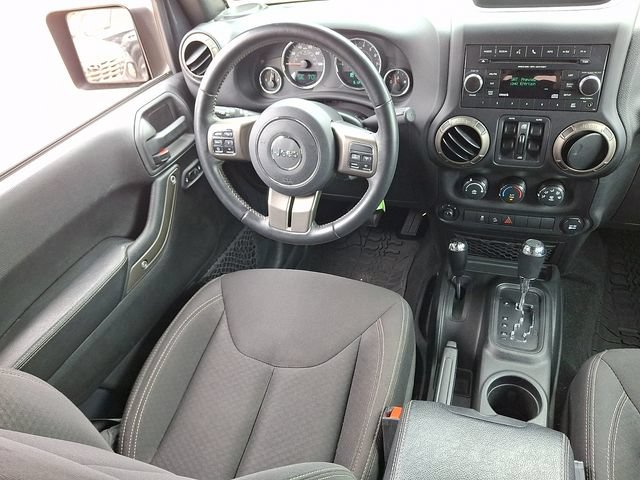 Used 2018 Jeep Wrangler Unlimited Sport AWD/4WD image 14